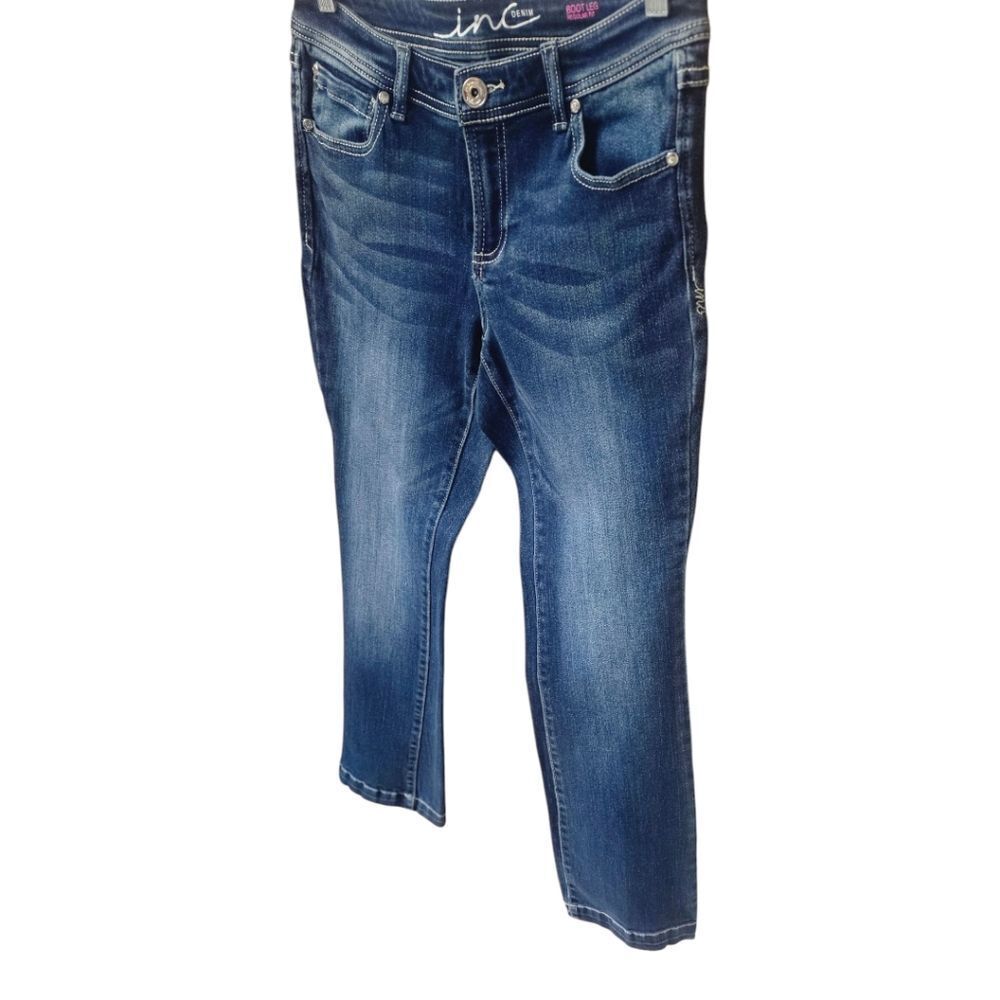 INCβWomen's Denim distressed Low rise Skinny Boot Cut Jeans Size 6P - Picture 3 of 16
